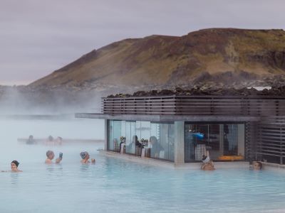 blue lagoon iceland mask station